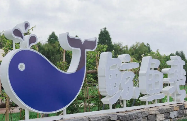 云南旅游,云南旅行社,云南团建公司,云南策划公司,云南会议会展,昆明旅游,昆明旅行社,昆明策划公司,昆明会议会展：青青草坪+露营烧烤…晋宁渠东海埂村有你要的“诗和远方” 